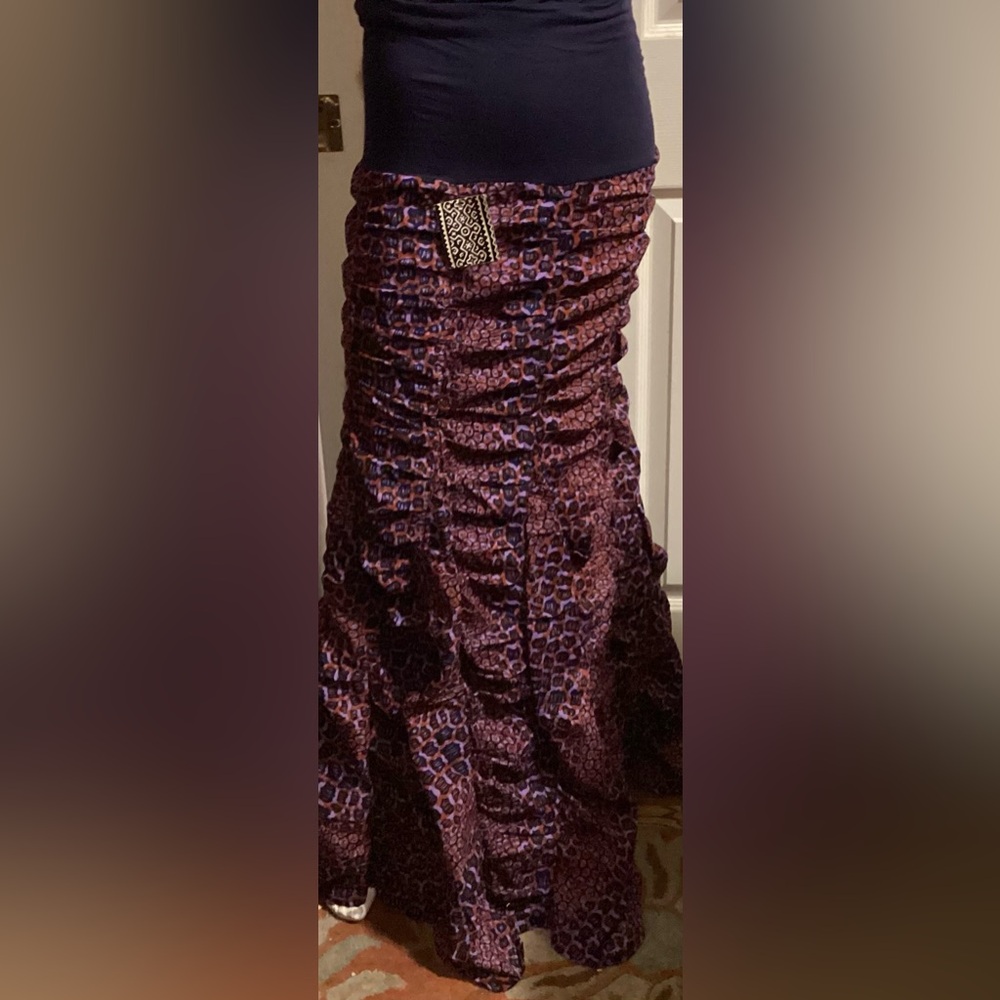 NAVY AND PINK ROUGE STYLE SKIRT